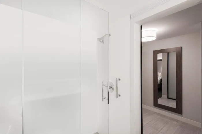 Holiday Inn Express Boston-Waltham by IHG 5