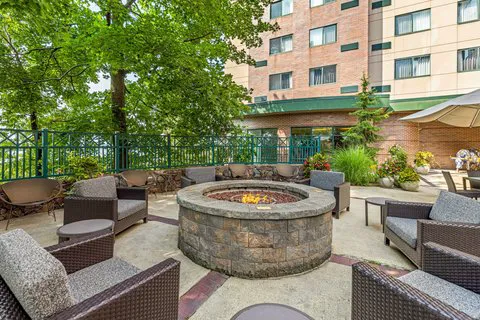 Courtyard Boston Waltham 5