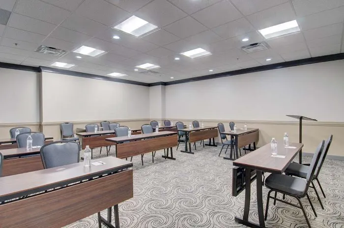 Best Western Plus Waltham Boston 5