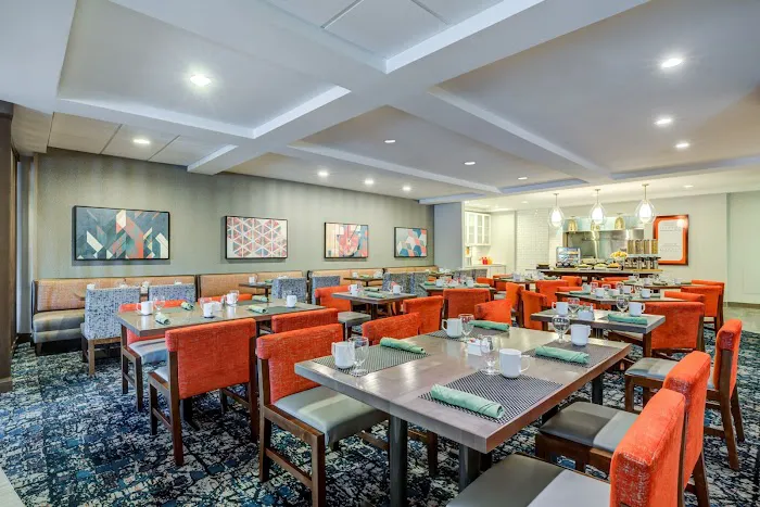 Hilton Garden Inn Boston/Waltham 4