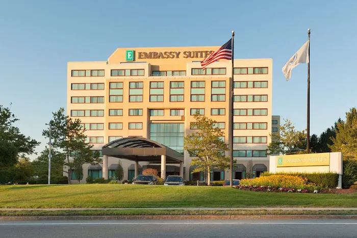 Embassy Suites by Hilton Boston Waltham 5