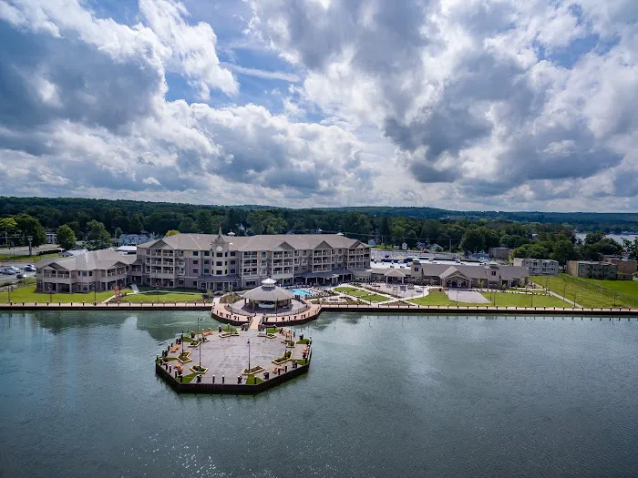 Chautauqua Harbor Hotel 4
