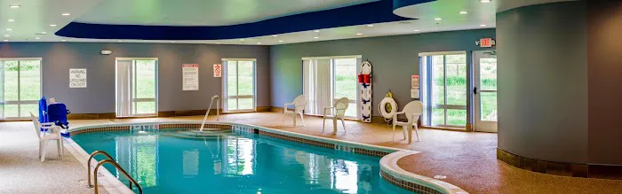 Holiday Inn Express & Suites Jamestown by IHG 4