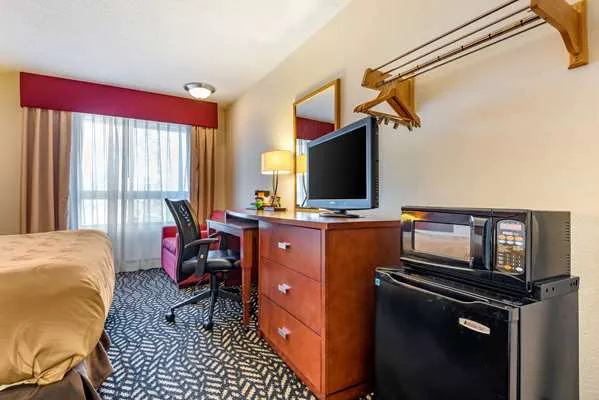 Quality Inn Falconer - Jamestown 4