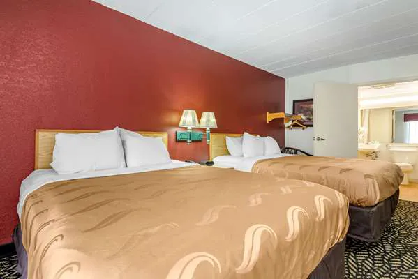 Quality Inn Falconer - Jamestown 4