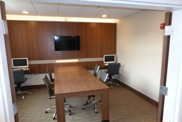 Microtel Inn & Suites by Wyndham Niagara Falls 4