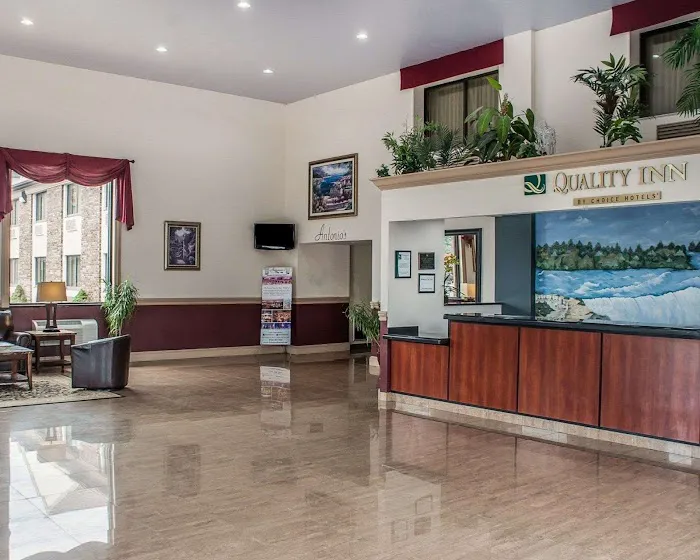 Quality Inn - Niagara Falls Blvd 4