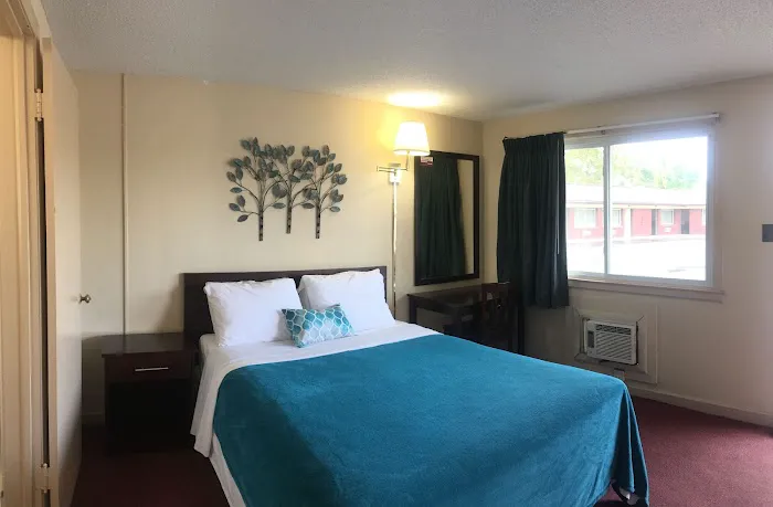 Swiss Cottage Inn 4