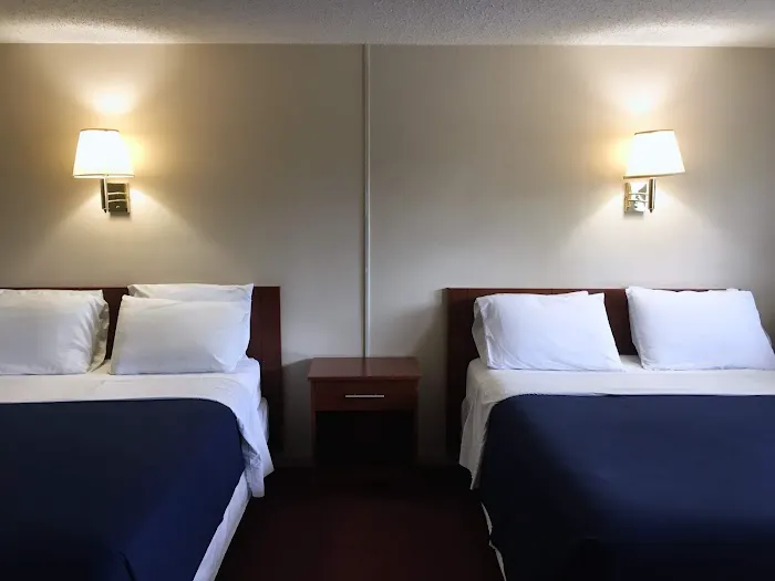 Swiss Cottage Inn 4