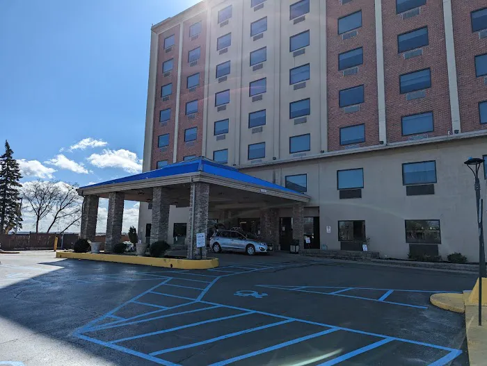 Niagara Riverside Resort 4