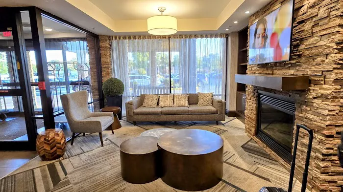 Niagara Riverside Resort 4
