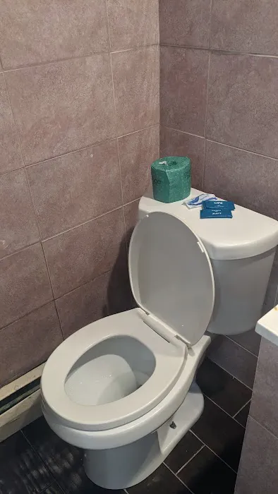 Economy Inn 5