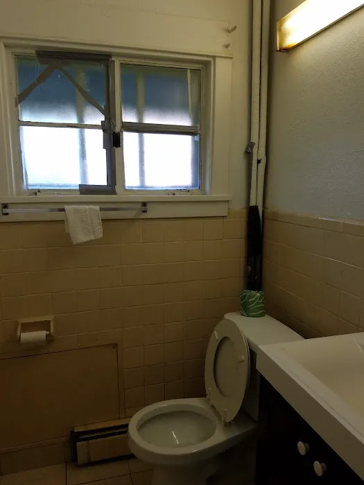 Economy Inn 5