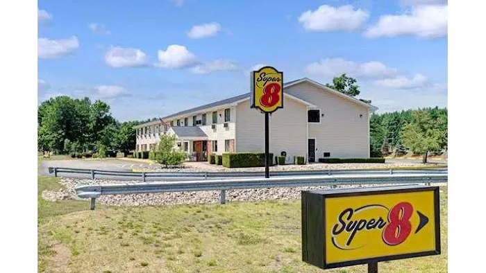 Super 8 by Wyndham Sanford Kennebunkport Area 5