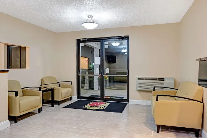 Super 8 by Wyndham Sanford Kennebunkport Area 5
