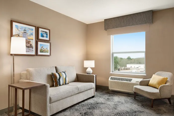 Hampton Inn & Suites Exeter 5