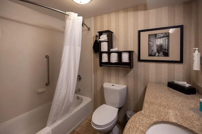 Hampton Inn Portsmouth Central 4