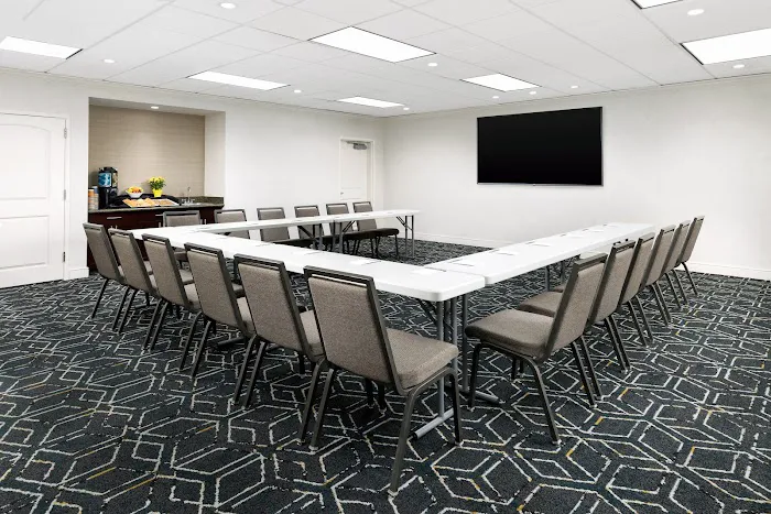 Homewood Suites by Hilton Portsmouth 4
