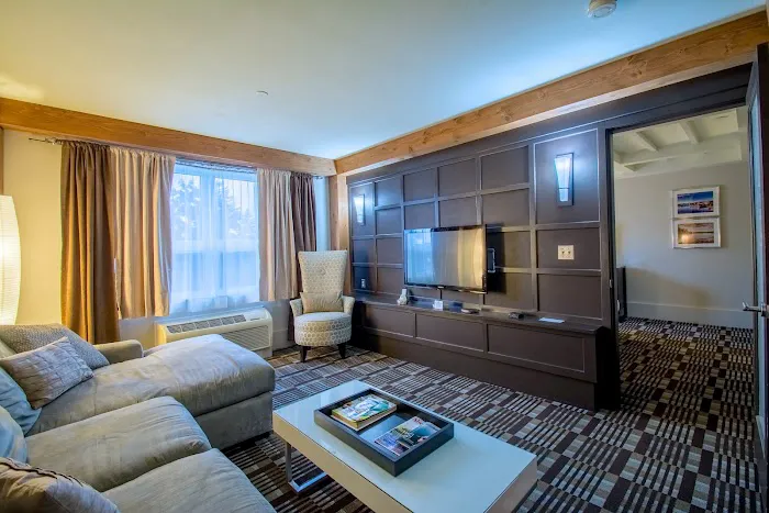 Anchorage Inn and Suites 4