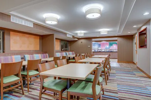 Fairfield Inn Portsmouth Seacoast 4