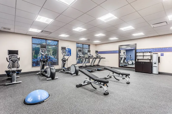 Hampton Inn & Suites Kittery-Portsmouth 5