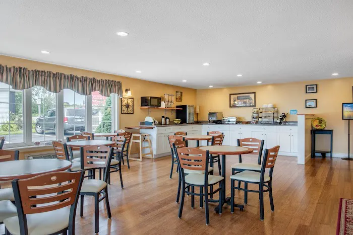 Coachman Inn 4