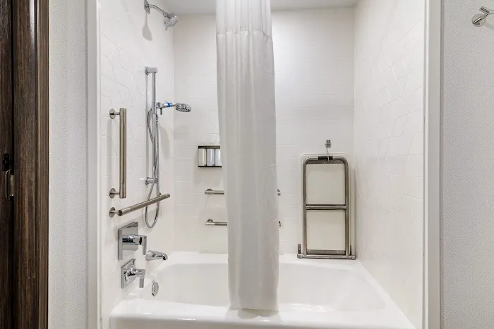 Cambria Hotel North Conway 5