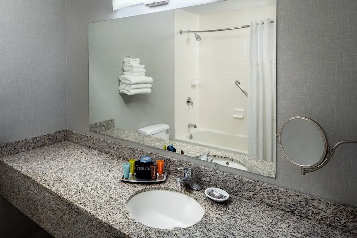 Golden Gables Inn 5