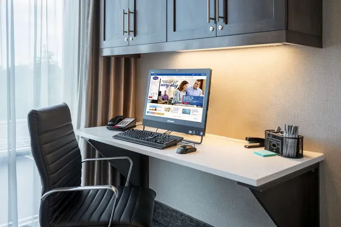 Hampton Inn Oxford 4