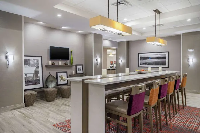 Hampton Inn Oxford 4