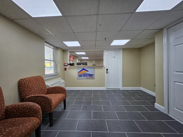 Center Street Value Inn 4