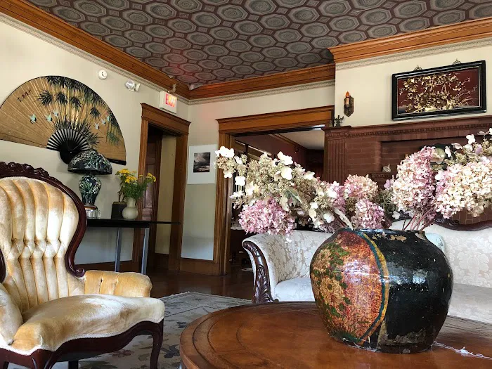 The Munroe Inn B&B 4