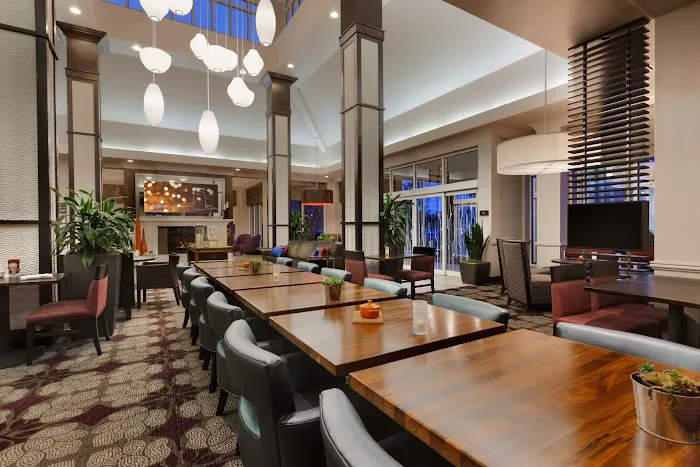 Hilton Garden Inn Auburn Riverwatch 4