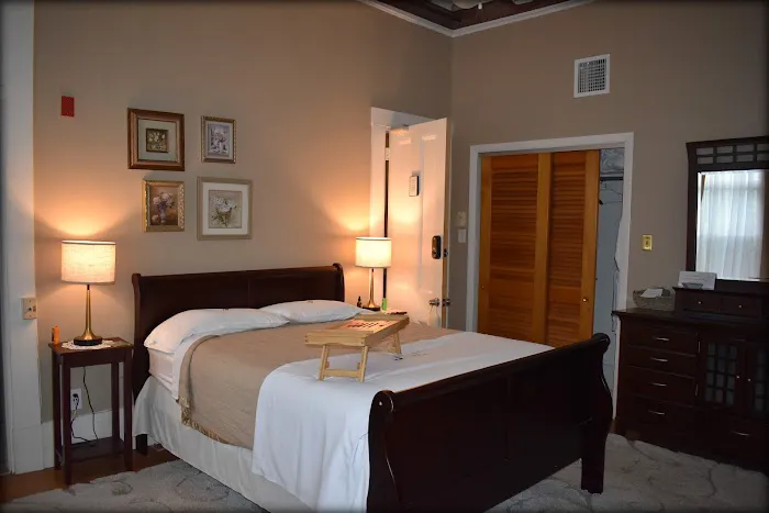 Inn at the Agora 4