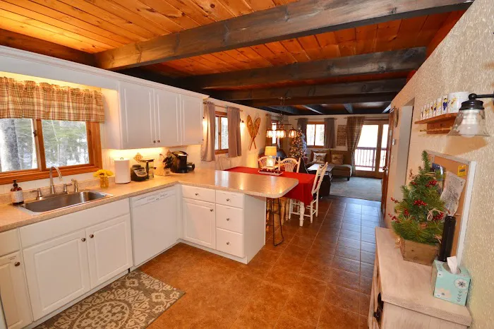 Twin Pines Chalet 4
