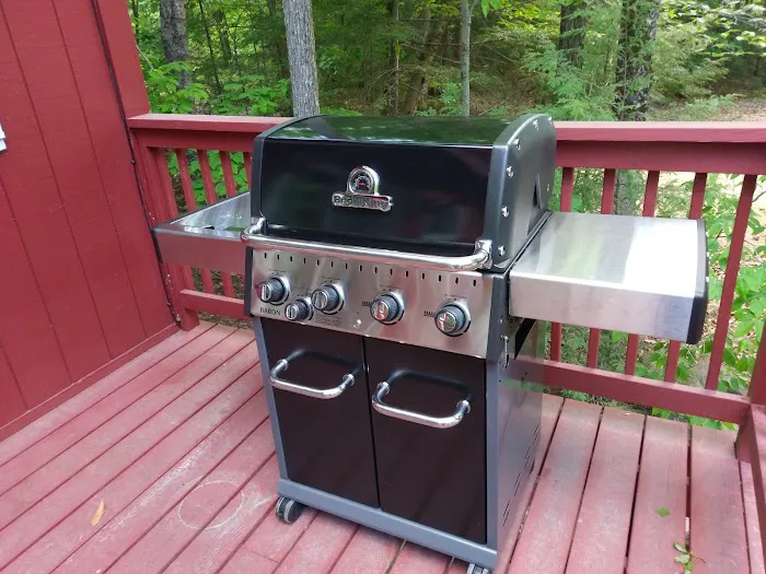 Twin Pines Chalet 4