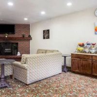 Econo Lodge Lakes Region ico