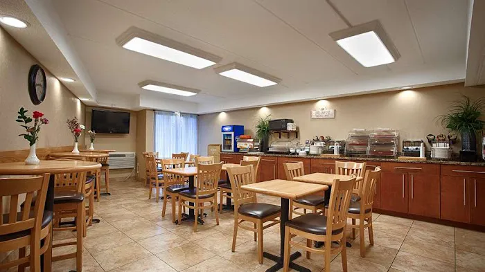 Best Western Clifton Park 3