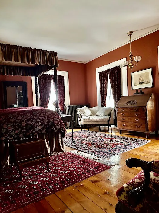 Oakcliff Bed and Breakfast 4