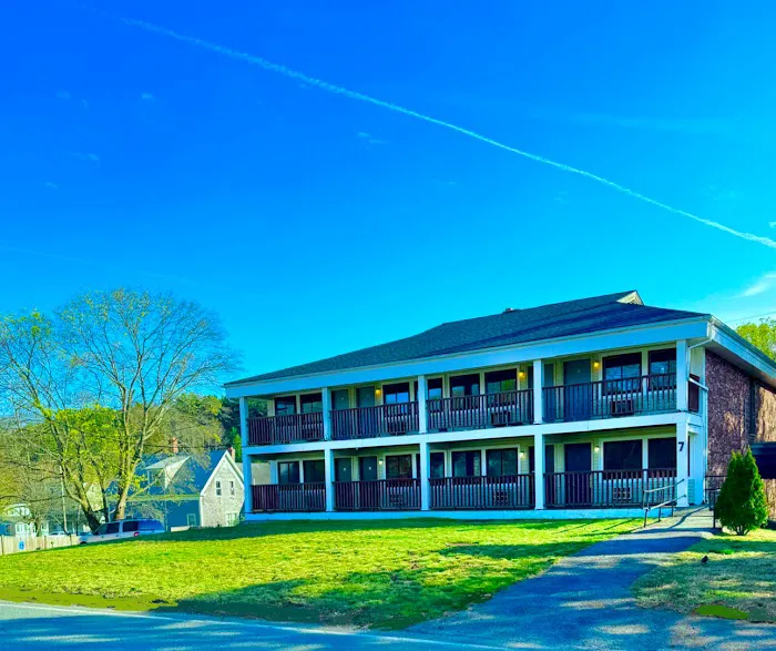 Green Harbor Hotel 5