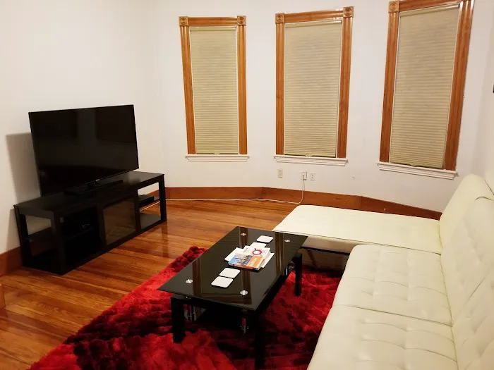 Boston Lodge & Suites 5