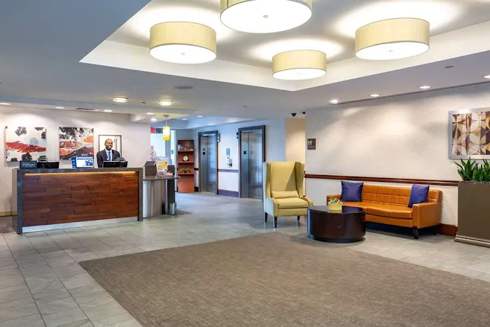 DoubleTree by Hilton Boston Bayside 5