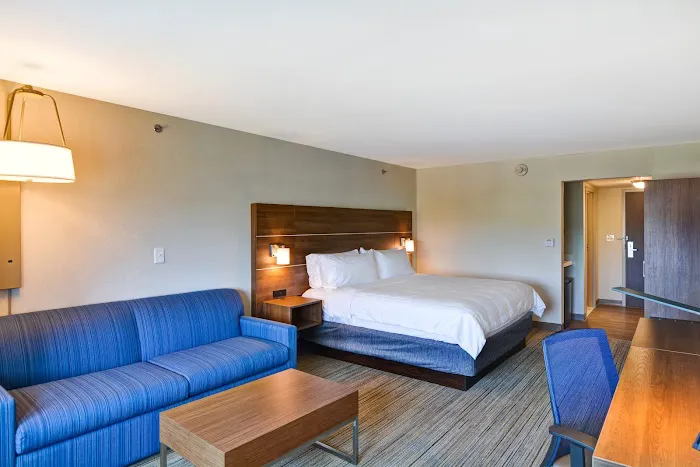 Holiday Inn Express Boston by IHG 5