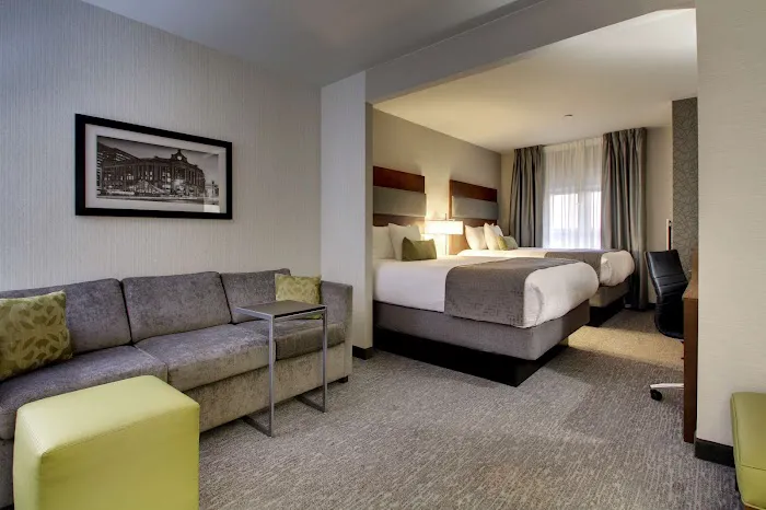 Best Western Plus Boston Hotel 5