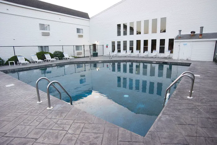 Sandwich Lodge & Resort 5