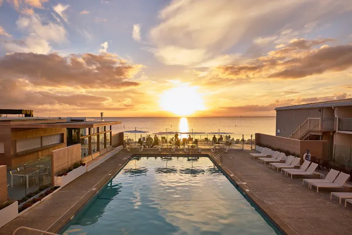 Sea Crest Beach Resort 5