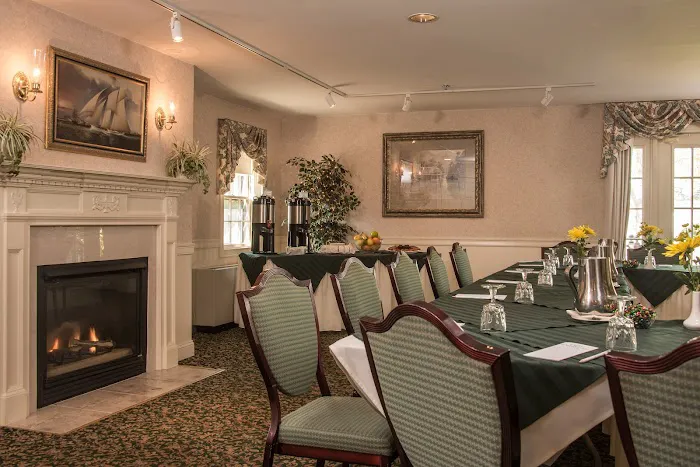 The Dan'l Webster Inn & Spa 5