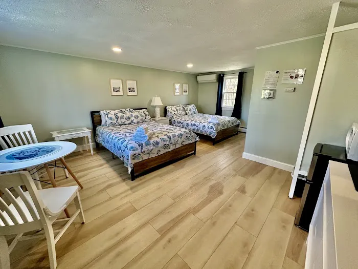 Sandy Neck Motel 5