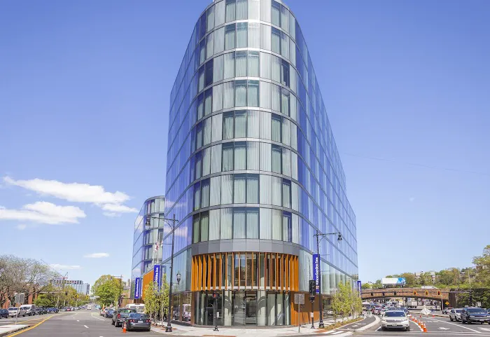Hilton Garden Inn Boston Brookline 5