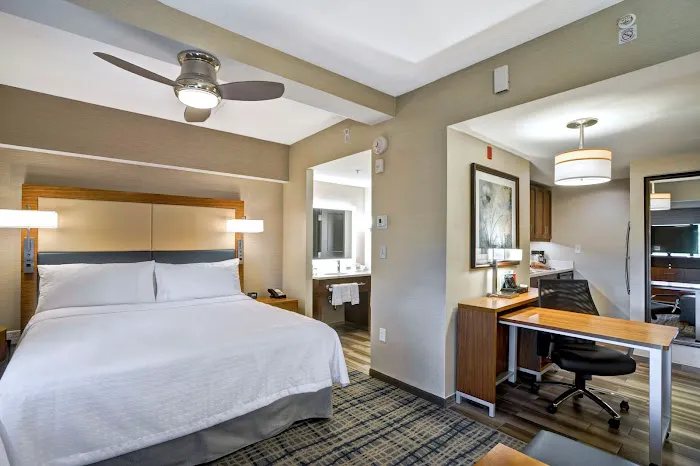Homewood Suites by Hilton Boston Brookline-Longwood Medical 5